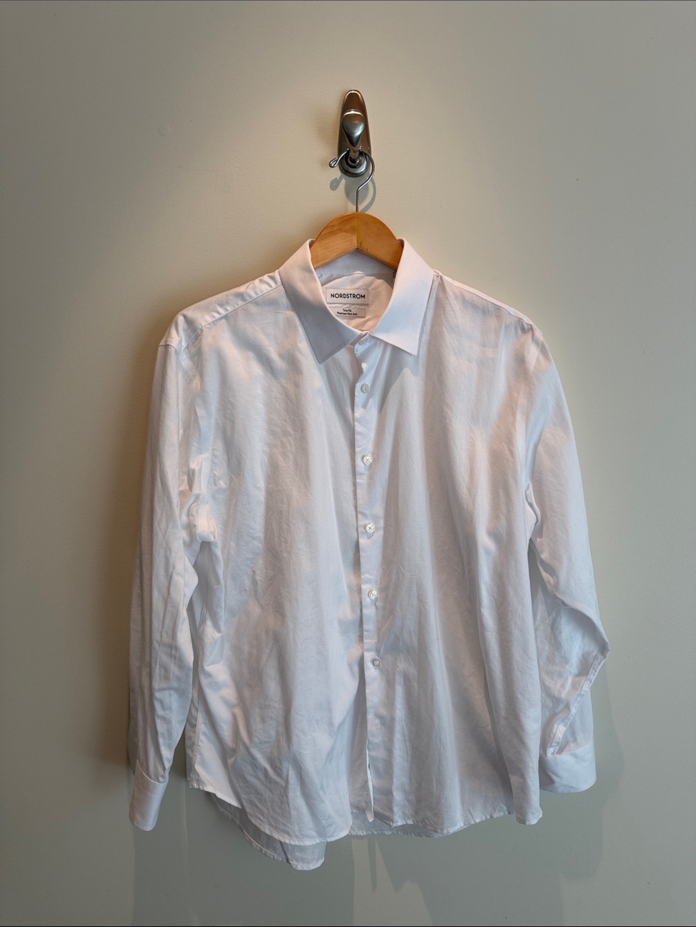 Nordstrom White Men’s Long-Sleeve Dress Shirt (17 ½ / 32-33)